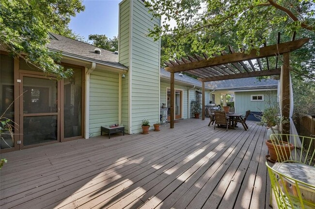 Building Photo - 4006 Lewis Ln