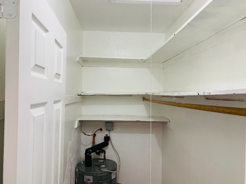 Building Photo - 691 NE 86th St