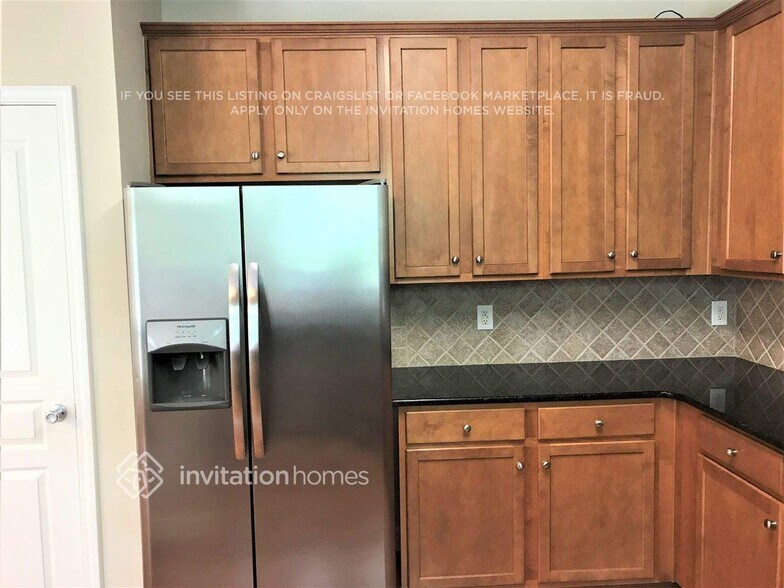 Building Photo - 2543 Winding River Dr