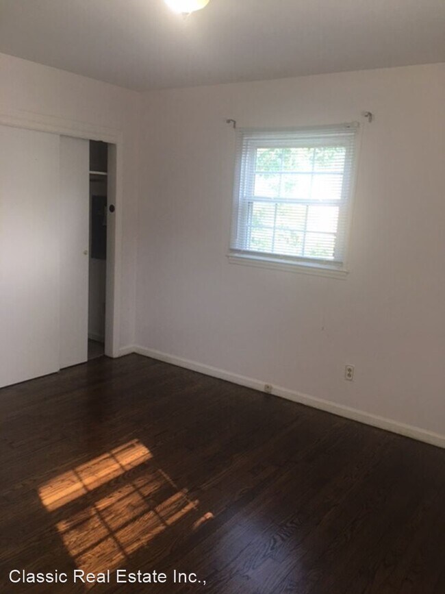 Building Photo - 3 br, 1.5 bath House - 1748 Wyatt Parkway