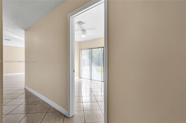Building Photo - 8825-8885 SW 85th Ave