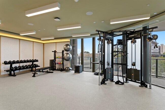 Building Photo - 3015 S Ysabella Ave