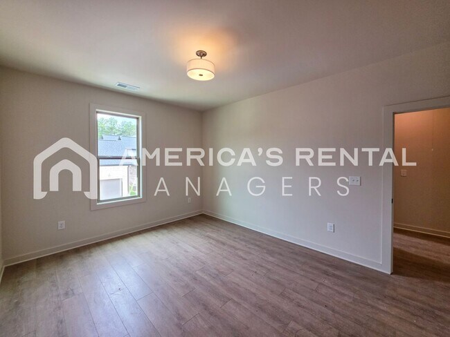 Building Photo - 4422 Foxcote Ln