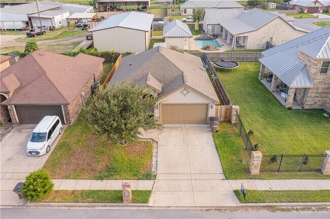 Building Photo - 14 Bold Ruler Ave