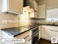 Building Photo - 1615 Bruce St