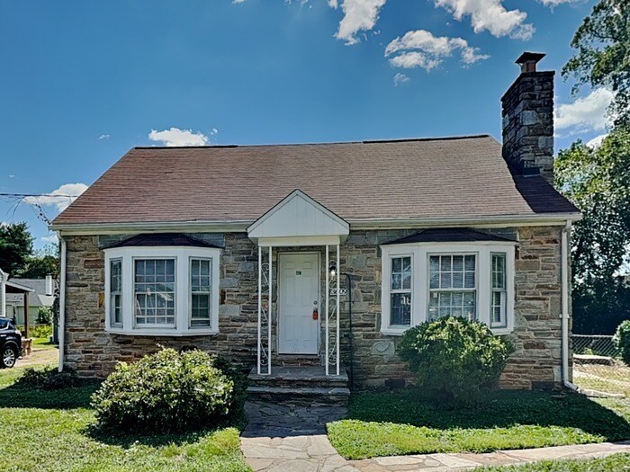 Primary Photo - 3609 Kenmar Rd