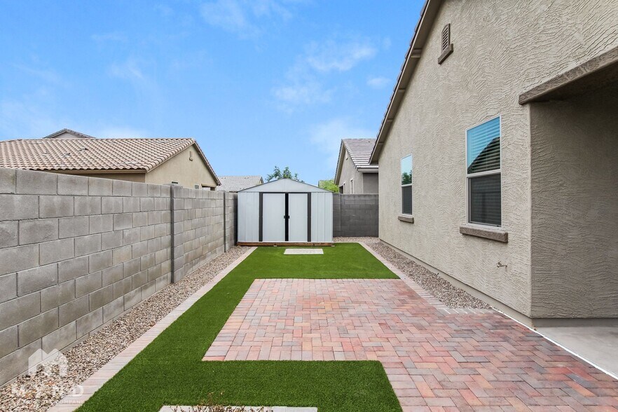 Building Photo - 7340 W Preston Ln