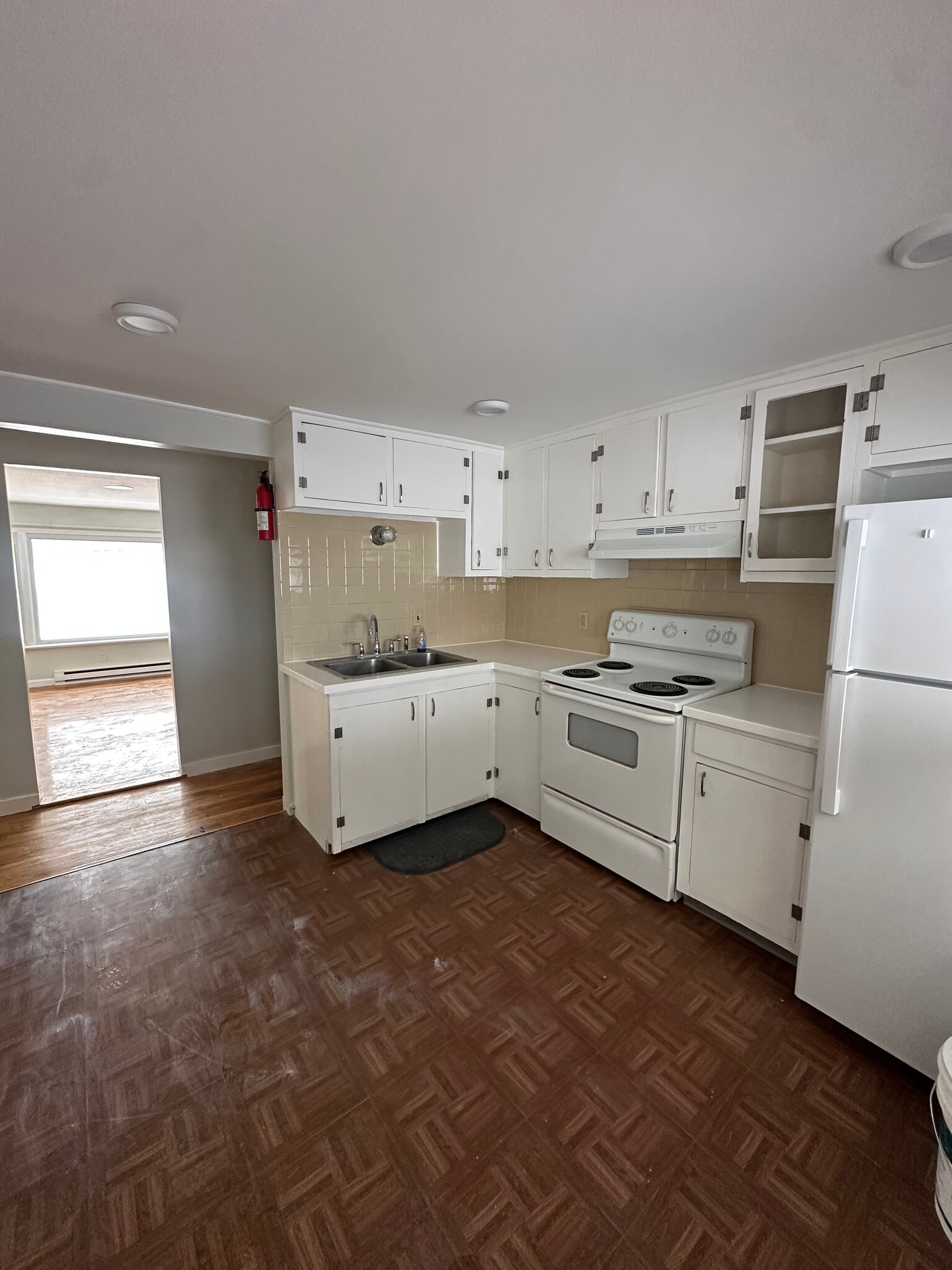 Building Photo - 211 Kent Rd