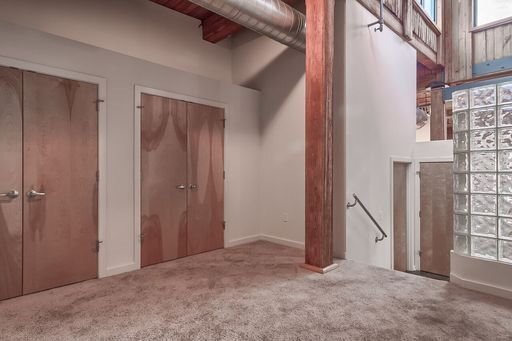 Building Photo - Huge Luxury 2 Story Condo with Private Rooftop Deck!