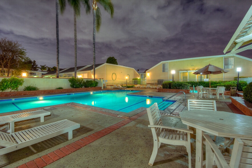 GREENHOUSE 1220 Deerpark Dr Fullerton CA 92831 Apartment Finder