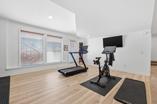Building Photo - {10500} Luxury Living in Mills Crossing Estates +  Spacious Floorplan with Designer Finishes