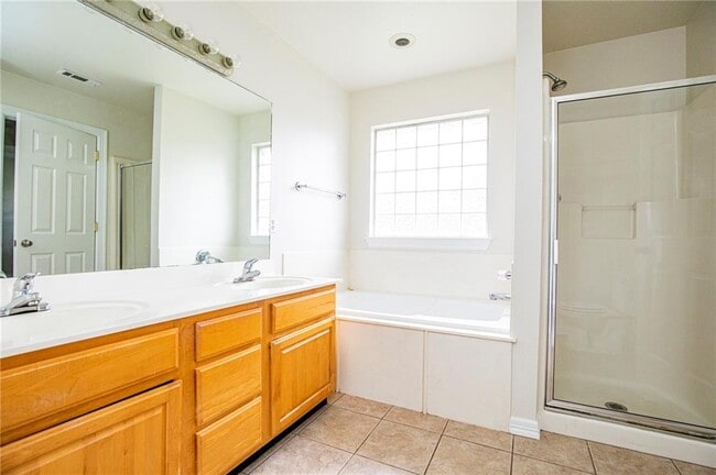 Building Photo - 398 Ketch Ct