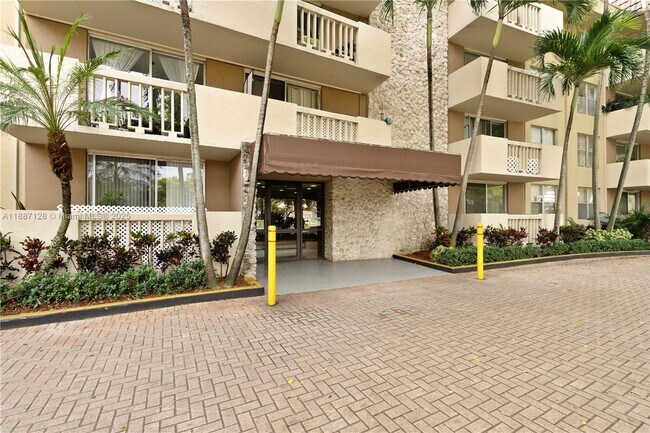 Building Photo - 1800 Sans Souci Blvd