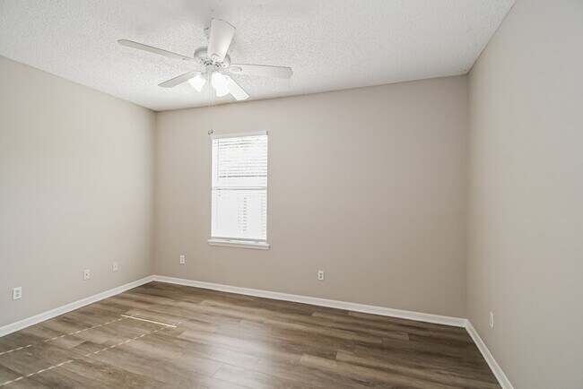 Building Photo - 2714 Spoonbill Trail