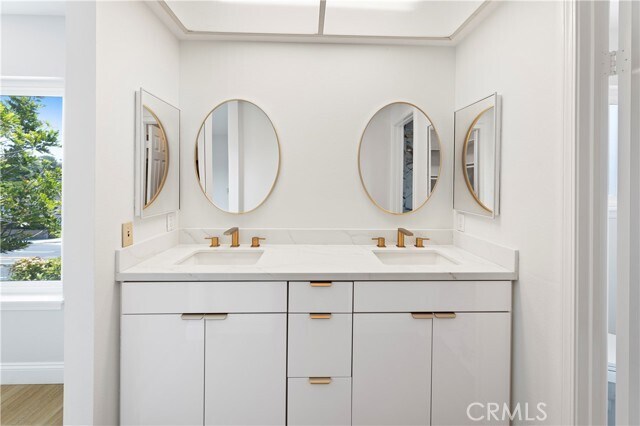Building Photo - 24242 Briones Dr