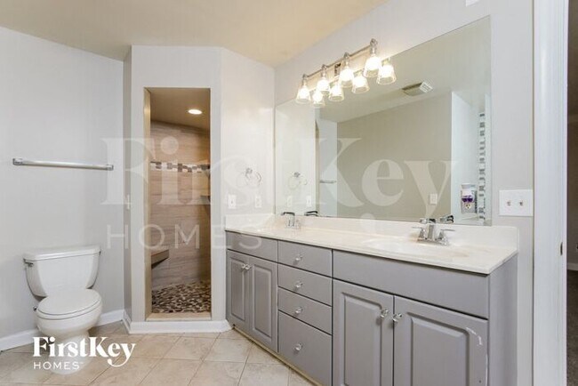 Building Photo - 7504 Henfree Dr