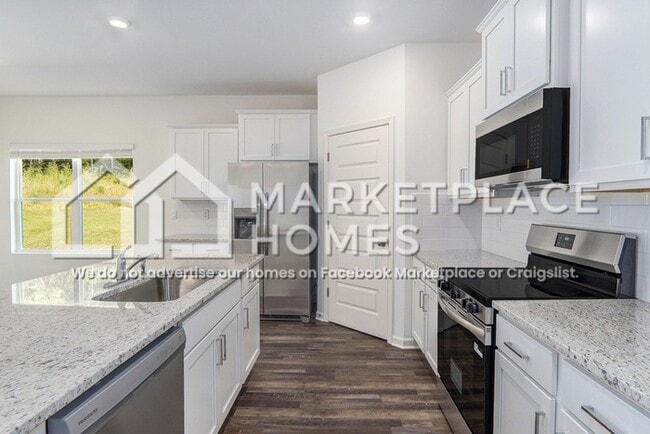 Building Photo - 2032 Gadwall Dr