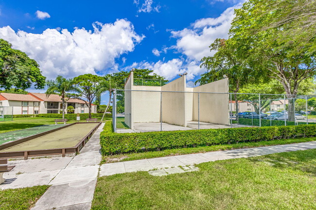 Building Photo - 4934 Sable Pine Cir