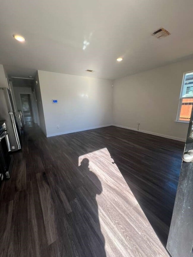 Building Photo - 7929 Ethel St