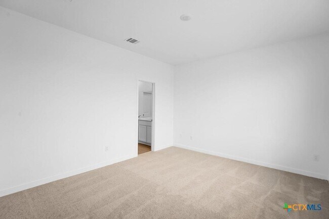 Building Photo - 247 Flathead