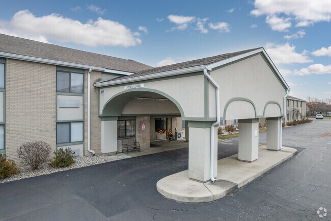 Building Photo - Majestic Care Commons at Perrysburg
