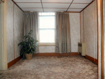 Building Photo - 24 Main St S