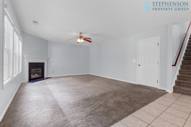 Building Photo - Remodeled and Ready!