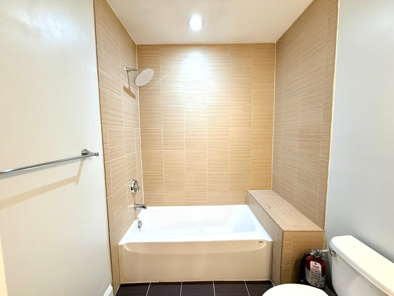 Building Photo - 4 Woodworth St