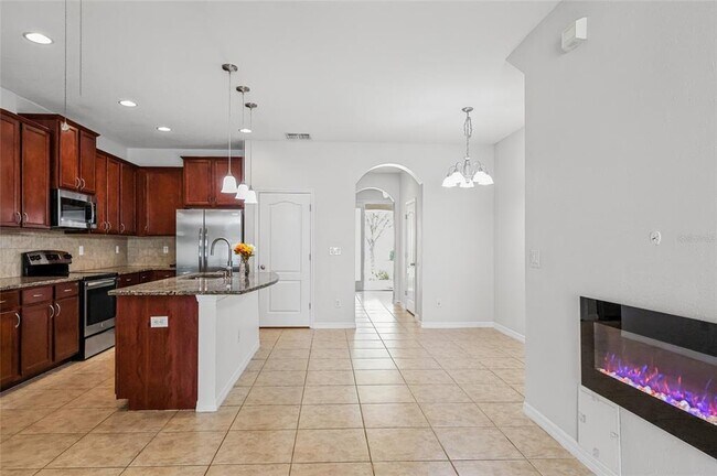 Building Photo - 12713 Lexington Ridge St