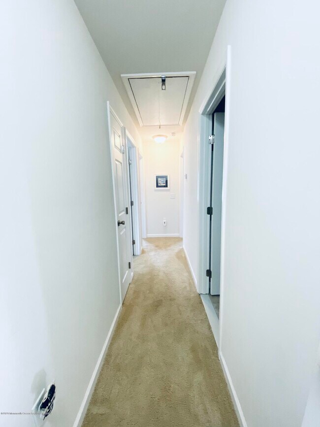 Building Photo - 1402 C St