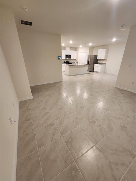 Building Photo - 1051 Griffon Ave