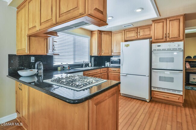 Building Photo - 2367 Silver Spring Dr