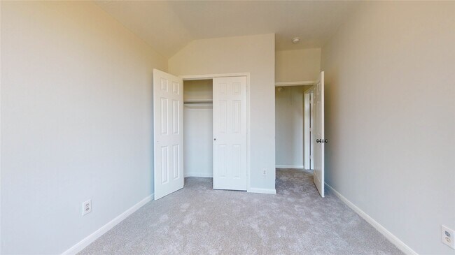 Building Photo - 15319 Cobblestone Point Ct