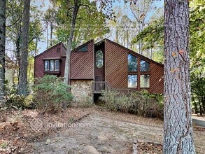 Building Photo - 3610 Westpoint Ct