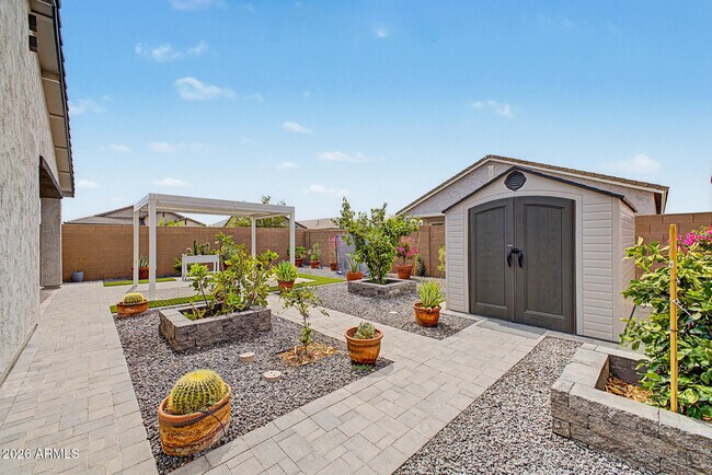 Building Photo - 42385 W Rojo Ct