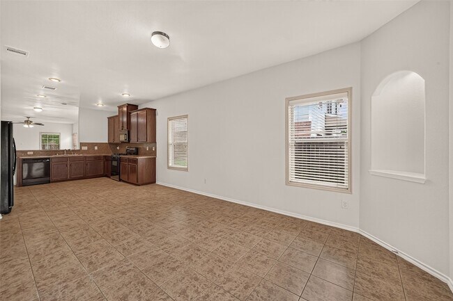 Building Photo - 22023 Westerpine Ln