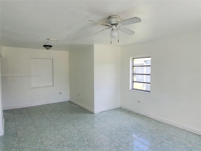 Building Photo - 1240 NE 143rd St
