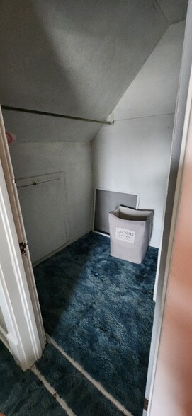 Building Photo - 9 E 21st St