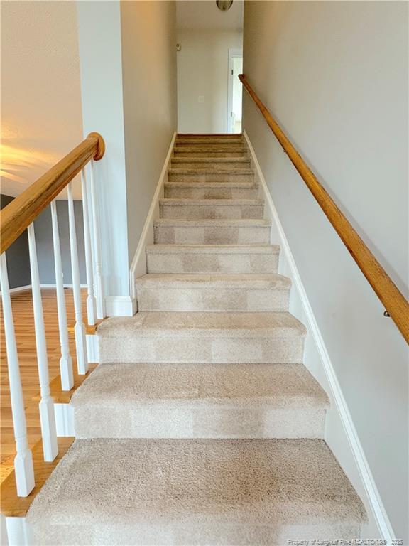Building Photo - 38 Checkmate Ct