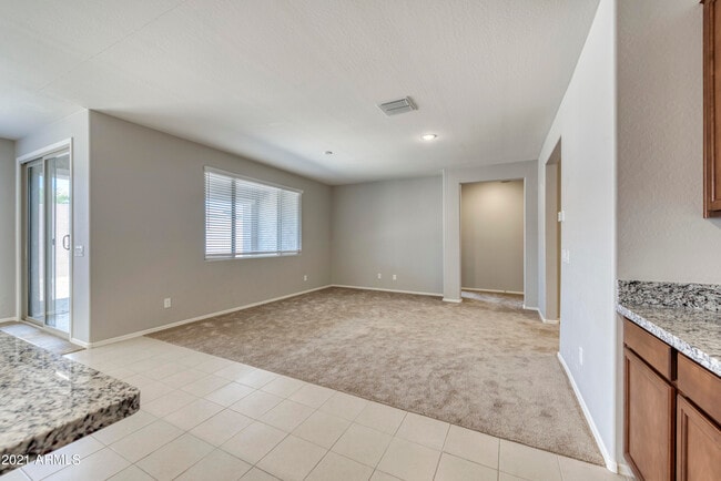 Building Photo - 8410 W Palmaire Ave
