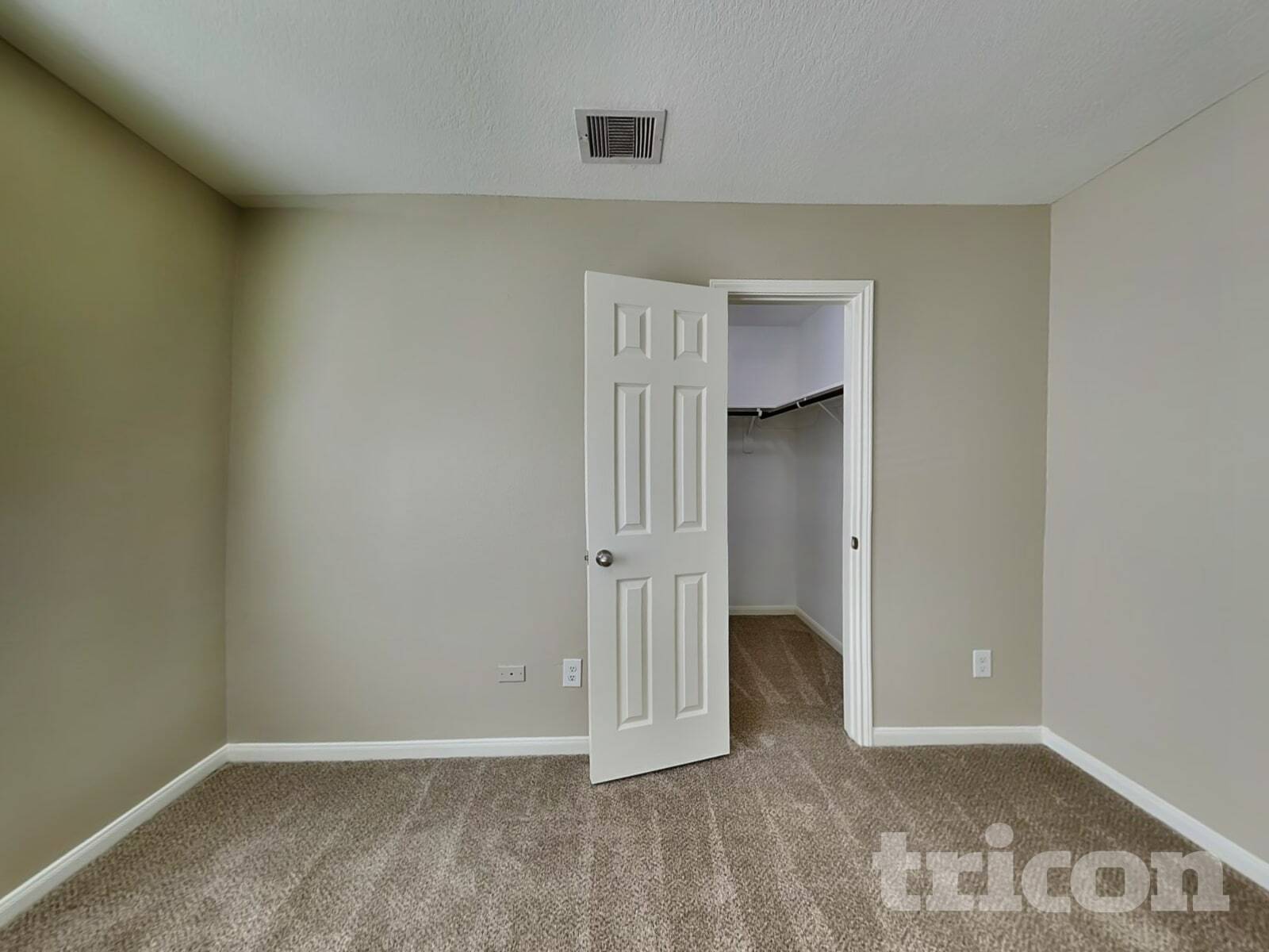 Building Photo - 5703 Straight Way