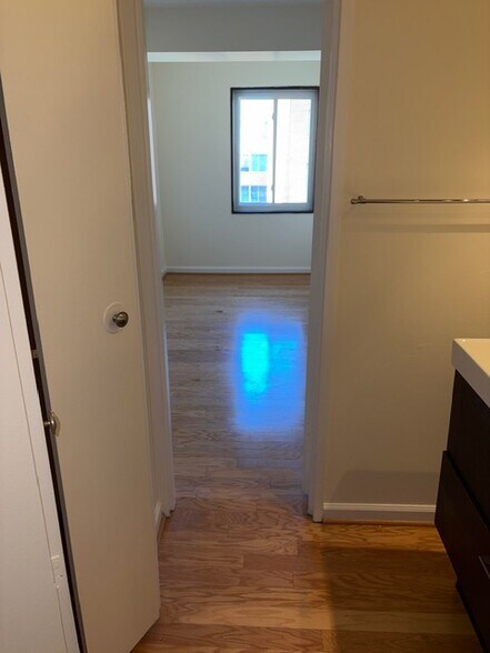 Bath to BR - 1718 P St NW