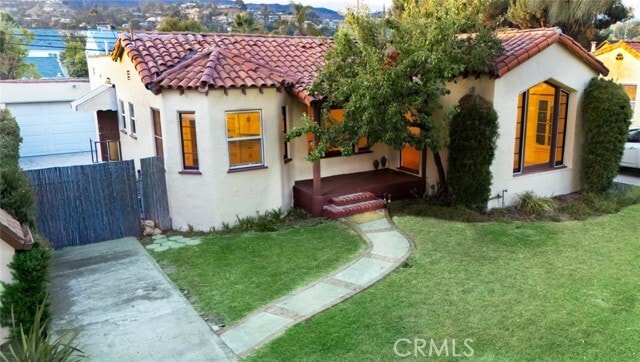 Primary Photo - 905 Coronado Dr