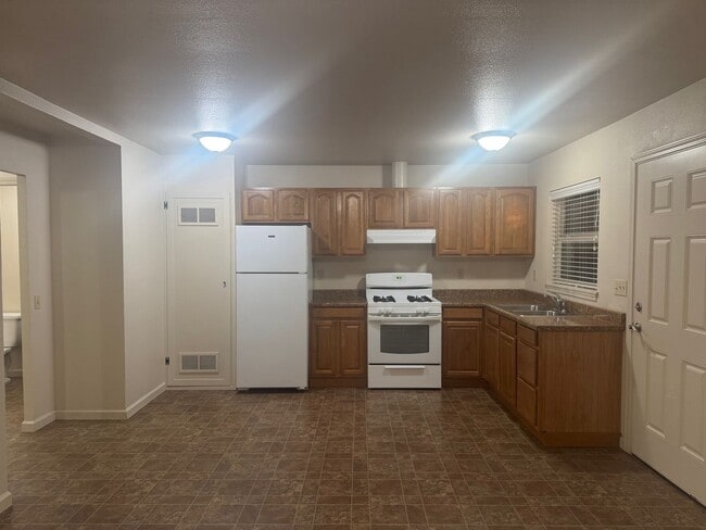 Building Photo - 4753 Herron Rd