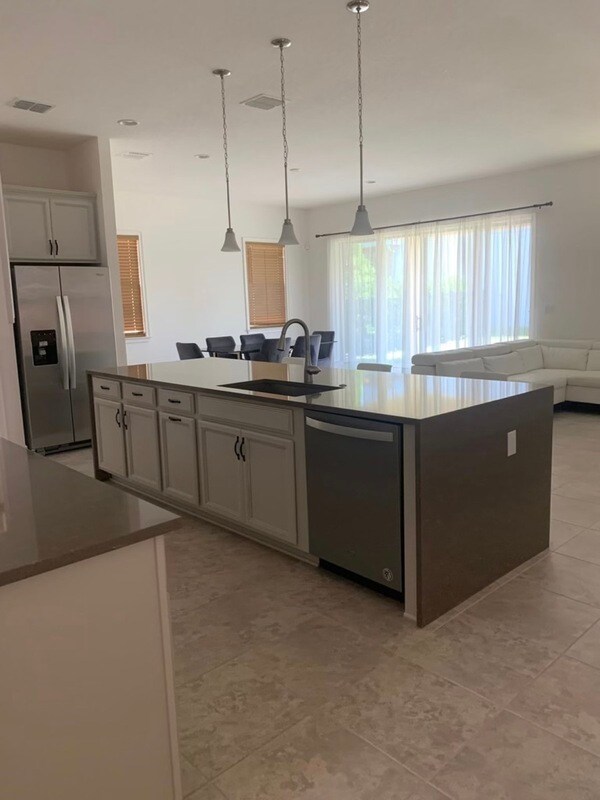 Building Photo - 13219 Oakenshaw Ln