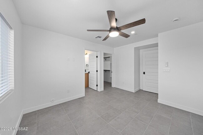 Building Photo - 502 S Fremont Ave