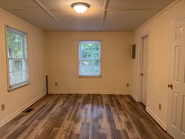 Building Photo - 2 BED, 1 BATH HOME LOCATED IN RAMSEUR