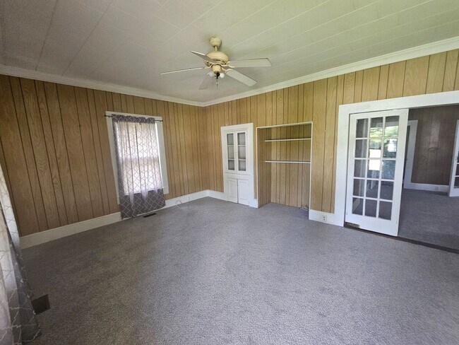Building Photo - 3829 Stevens St