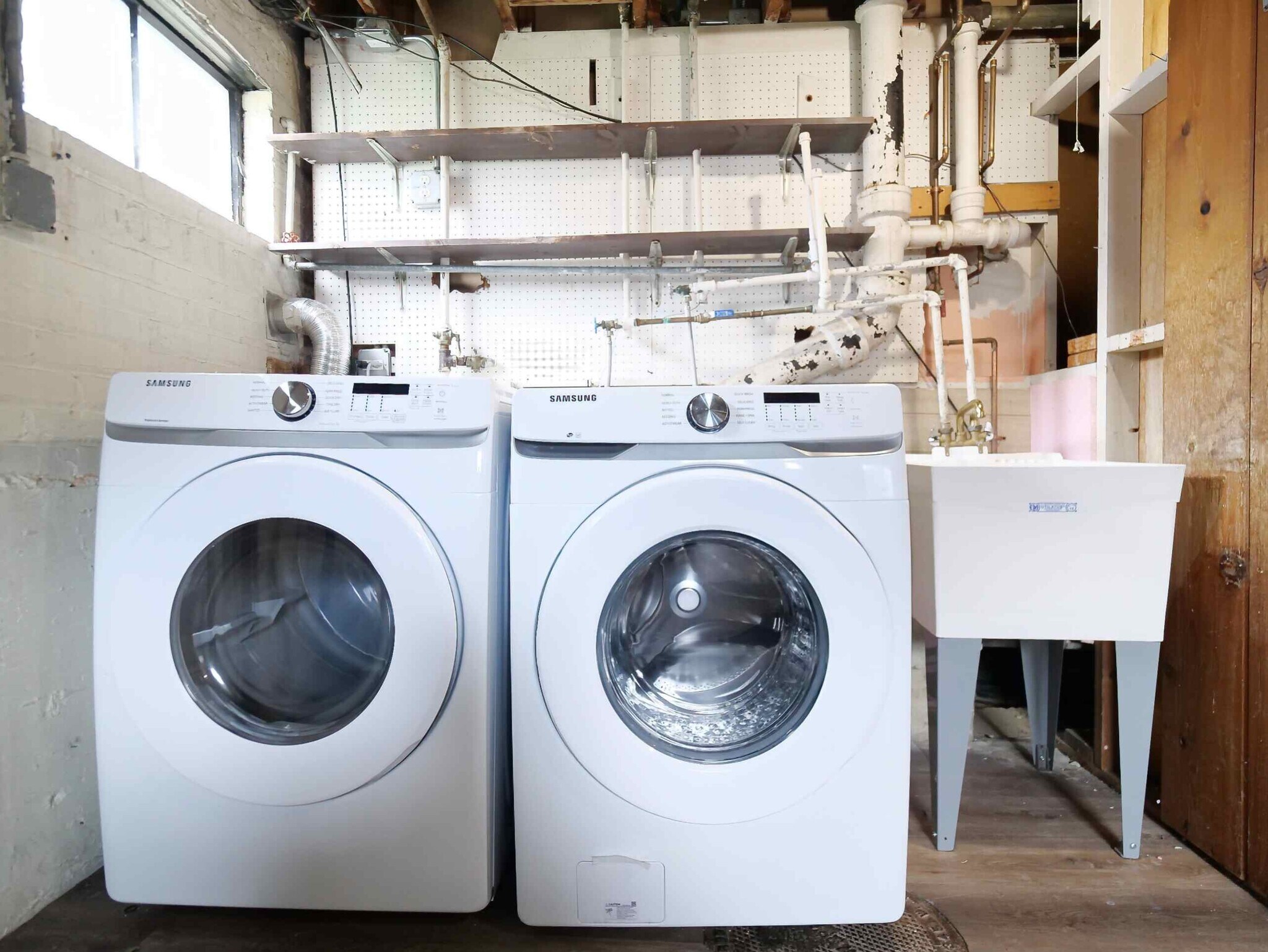 Front load washer & dryer - 10107 Lawrence Ct