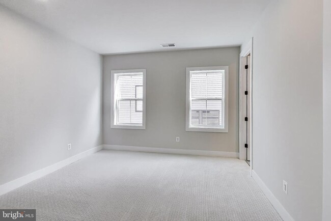 Building Photo - 6921 Renita Ln